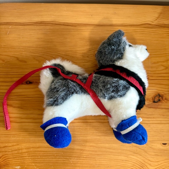 American Girl Bred to Sled, Sled Ahead Set - Sleigh, Red Winter, Husky Dog Snow - Picture 3 of 13